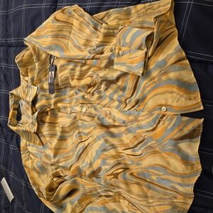 Brand new satin collar shirt